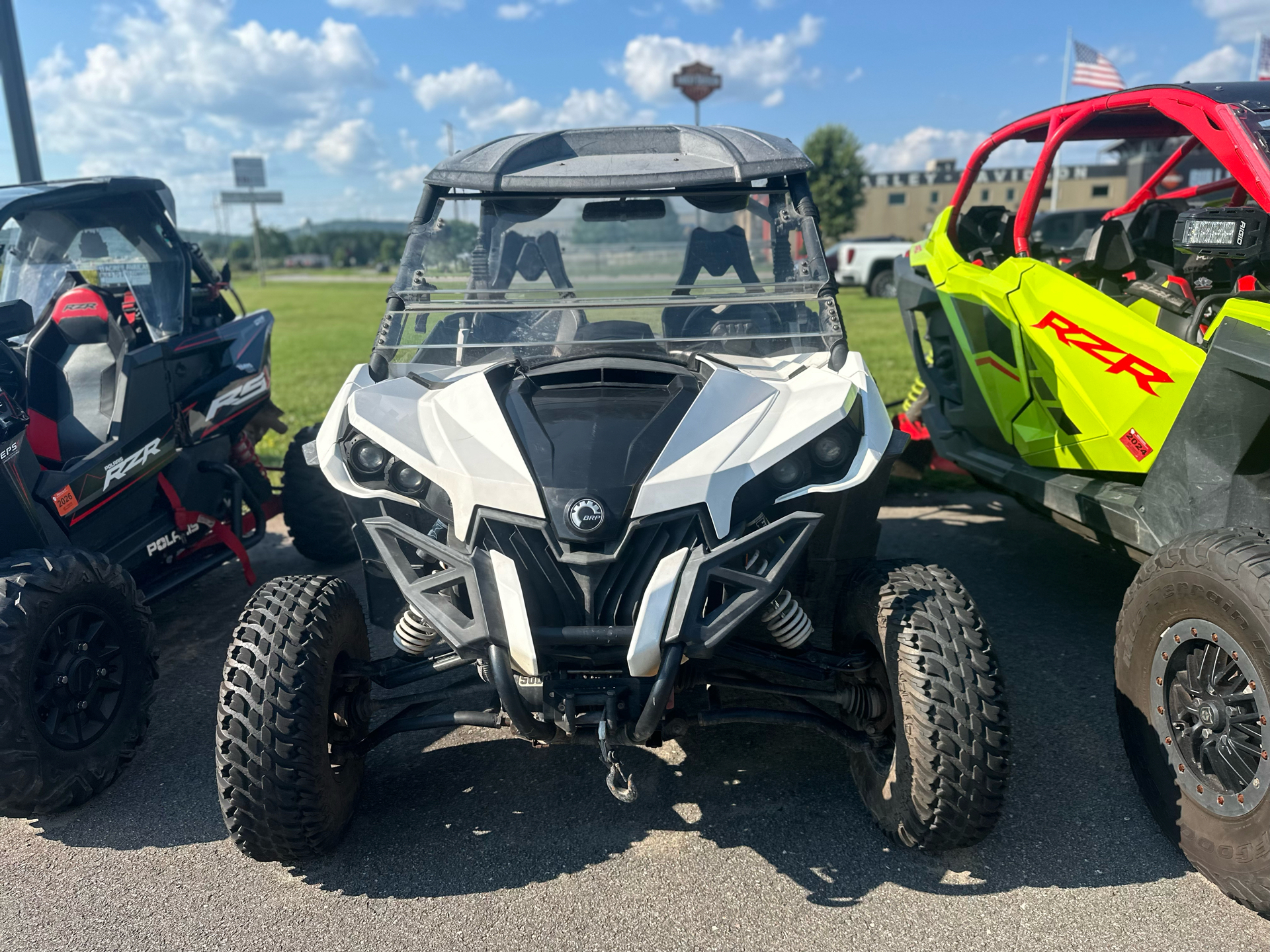 2014 Can-Am Maverick™ 1000R in Rothschild, Wisconsin - Photo 2