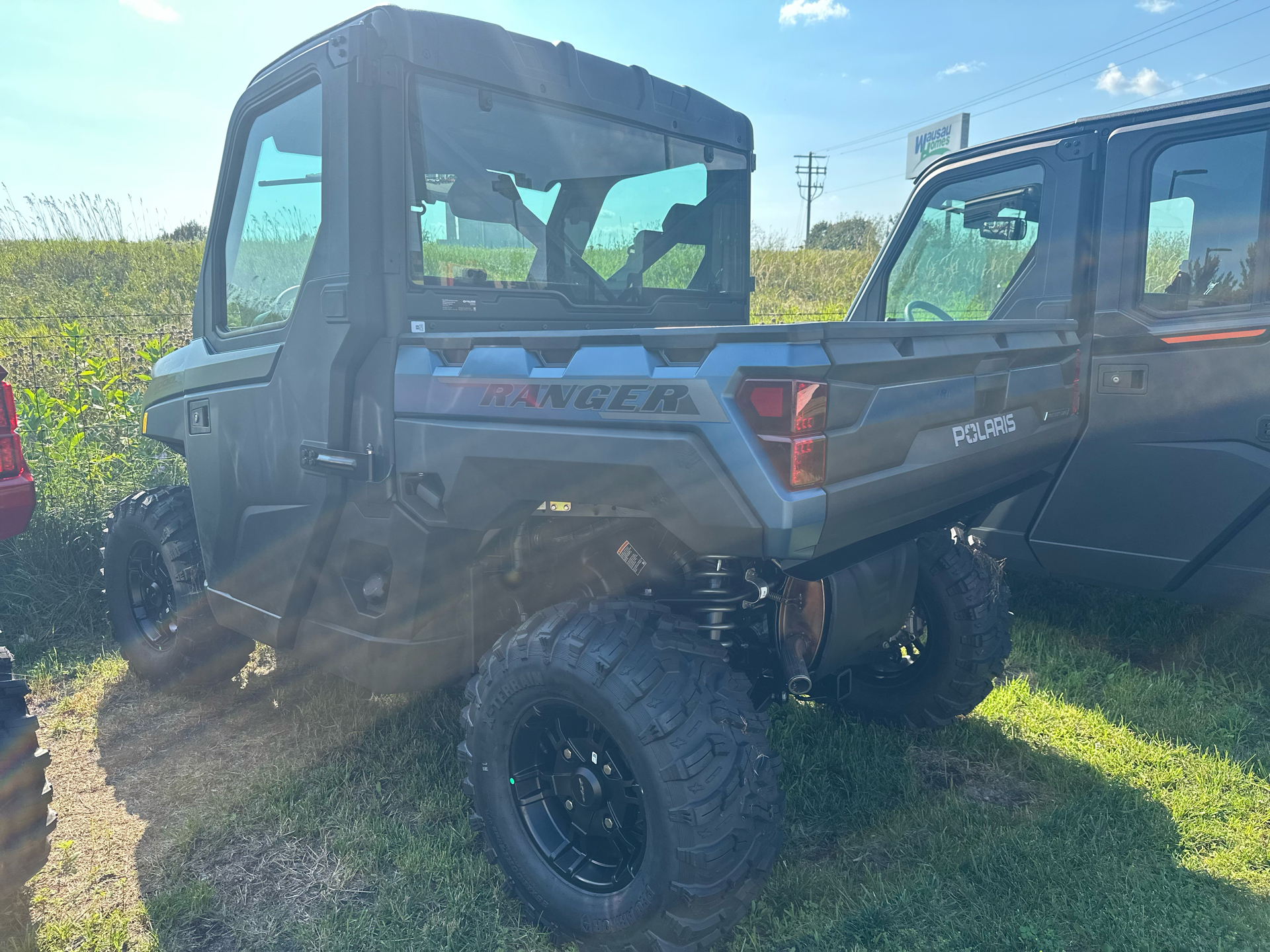 2025 Polaris Ranger XP 1000 NorthStar Edition Premium With Fixed Windshield in Rothschild, Wisconsin - Photo 2