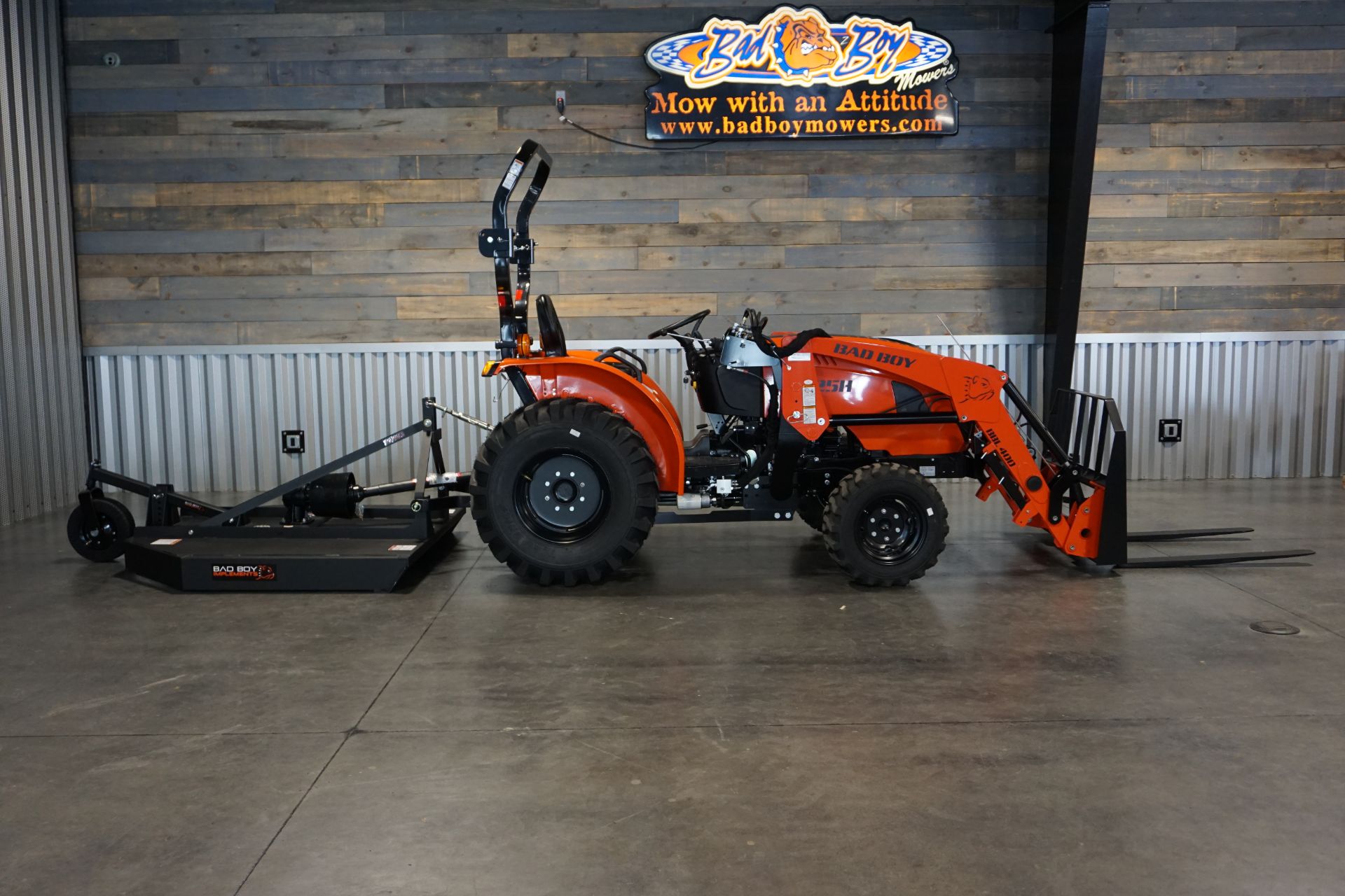 Bad Boy Tractors 4025H Essentials Package in Marshfield, Wisconsin - Photo 16