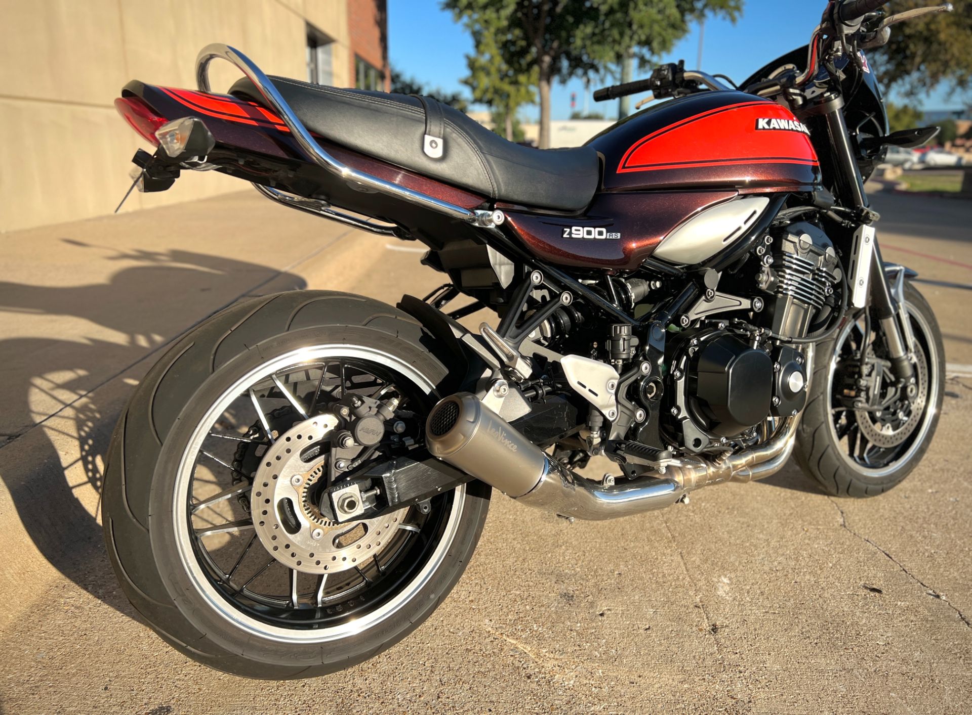 2018 Kawasaki Z900RS in Plano, Texas - Photo 4