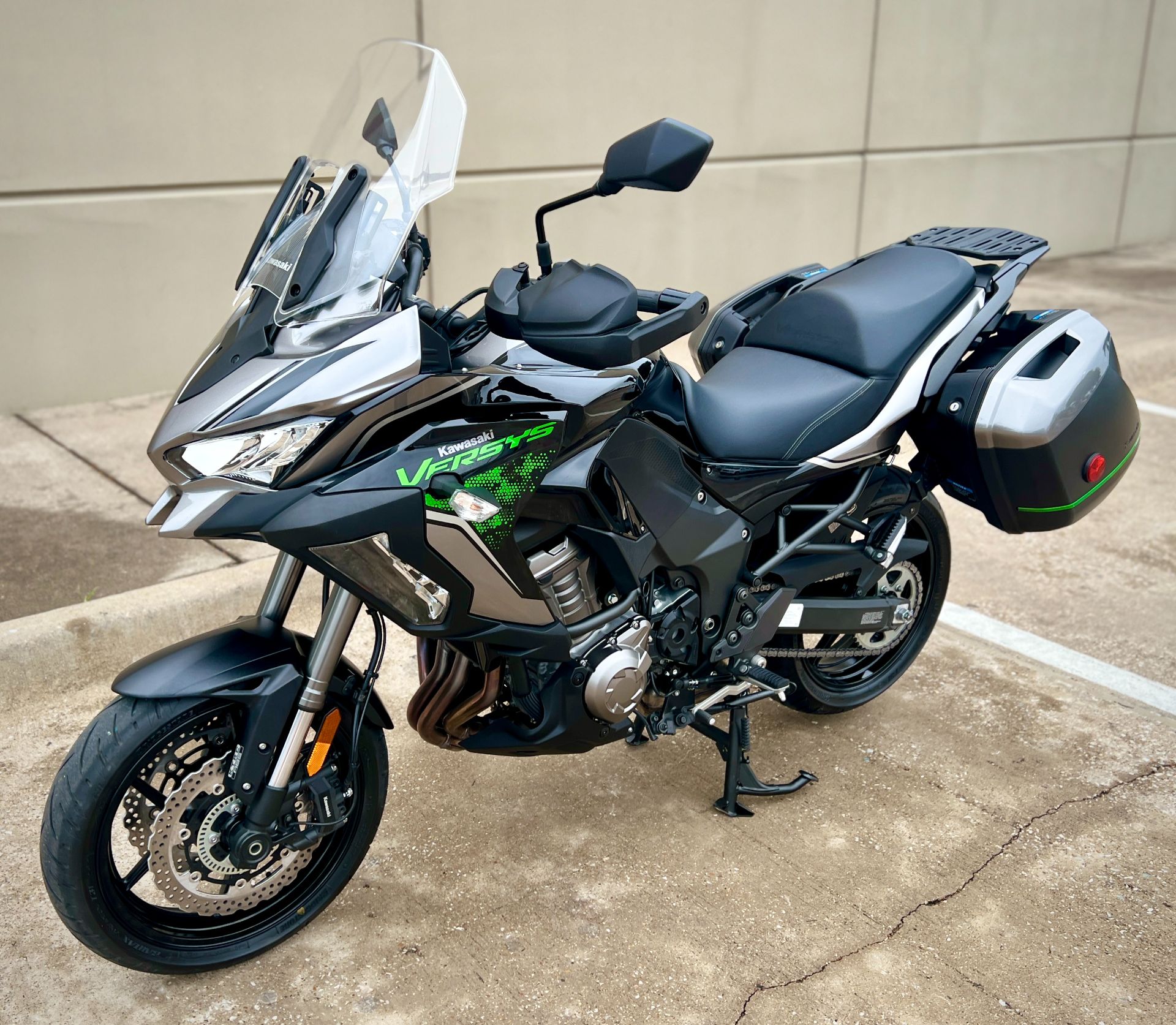 2022 Kawasaki Versys 1000 SE LT+ in Plano, Texas - Photo 7