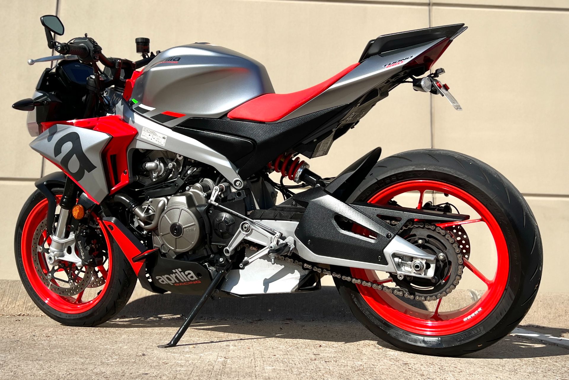 2021 Aprilia Tuono 660 in Plano, Texas - Photo 3