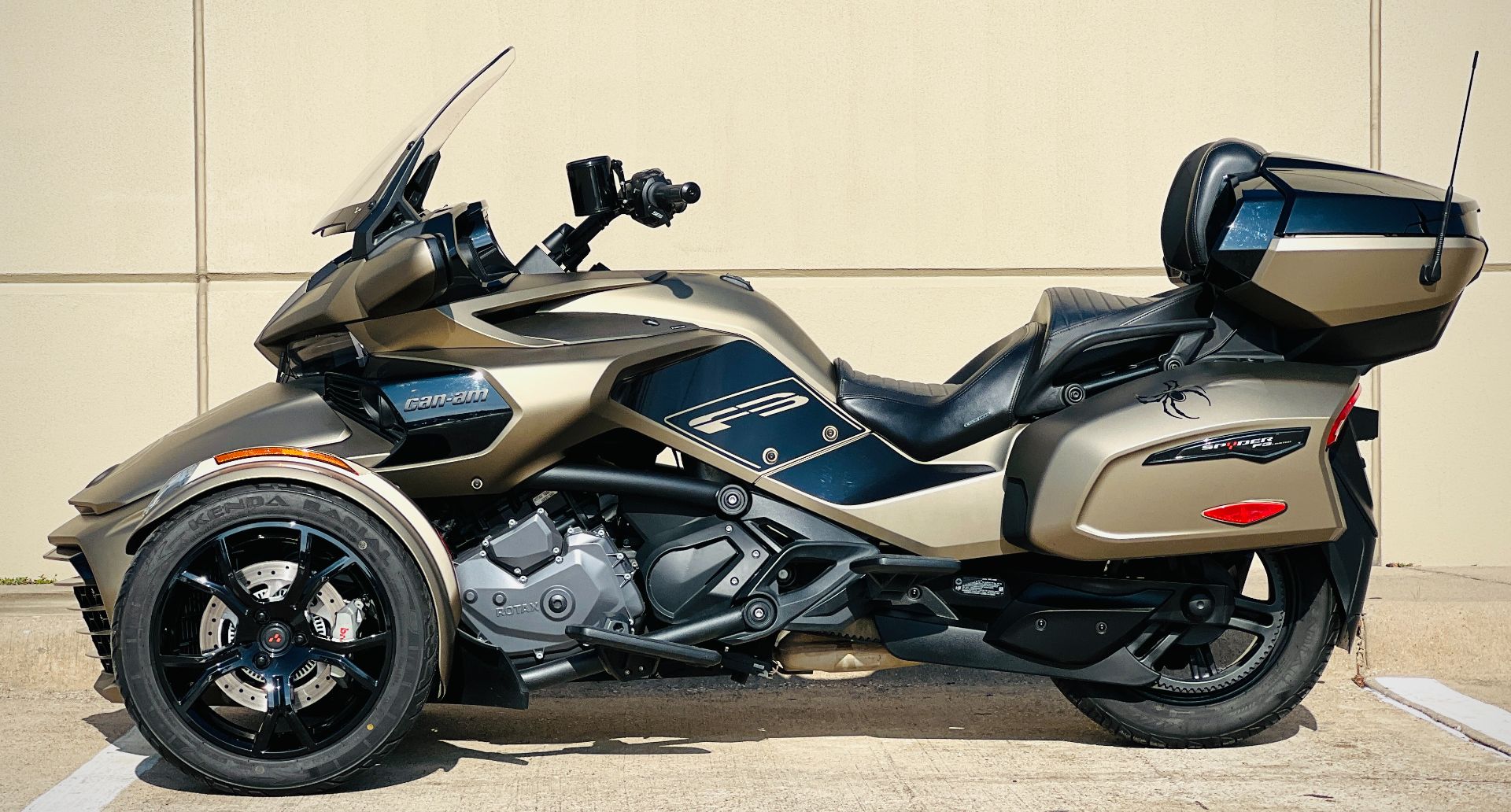 2021 Can-Am Spyder F3 Limited in Plano, Texas - Photo 9