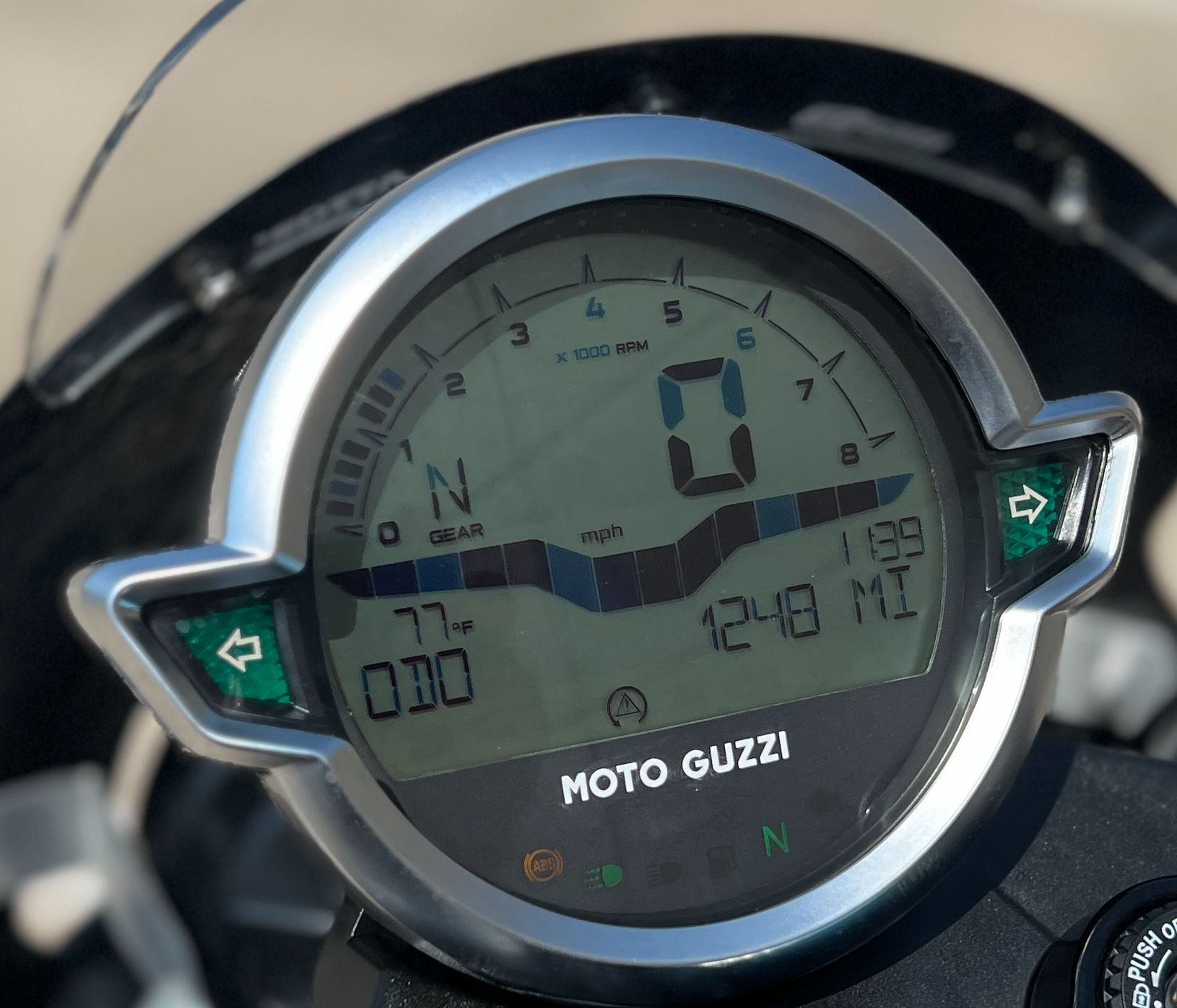 2021 Moto Guzzi V7 Stone E5 in Plano, Texas - Photo 10