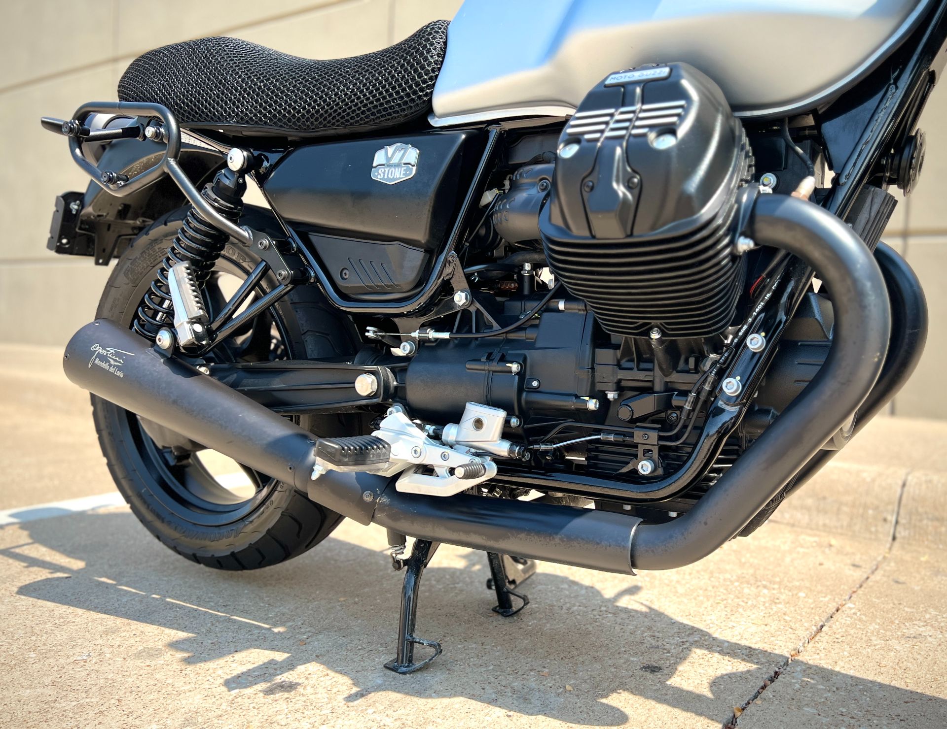 2021 Moto Guzzi V7 Stone E5 in Plano, Texas - Photo 8