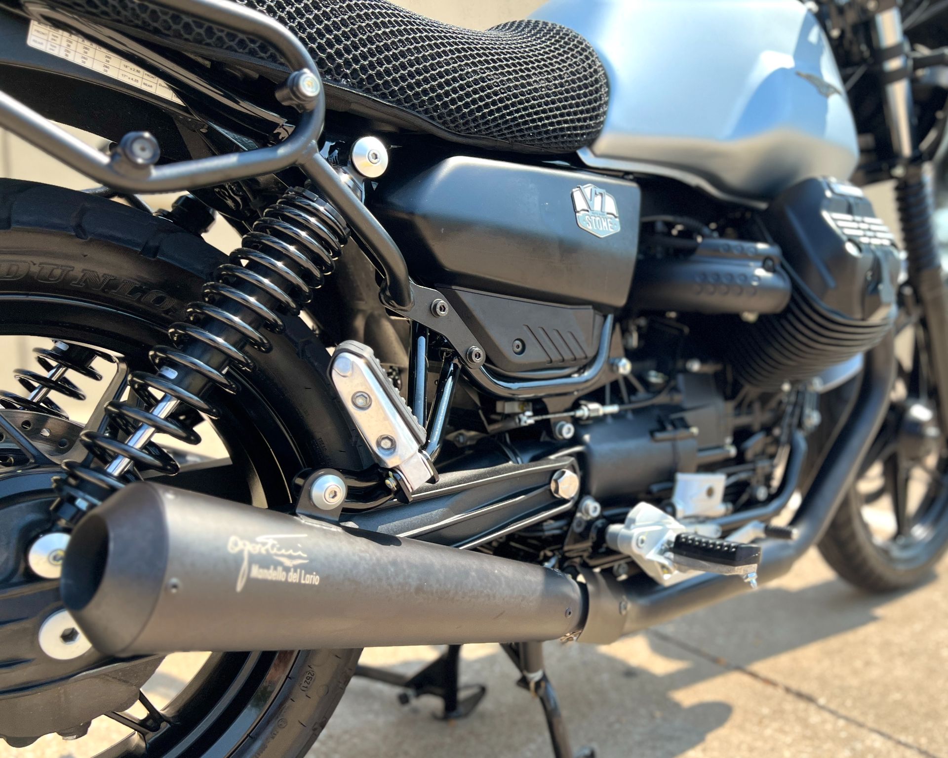 2021 Moto Guzzi V7 Stone E5 in Plano, Texas - Photo 9