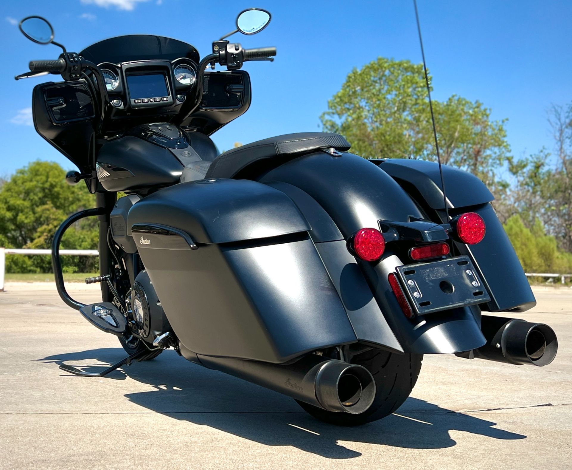 2019 Indian Motorcycle Chieftain® Dark Horse® ABS in Plano, Texas - Photo 14