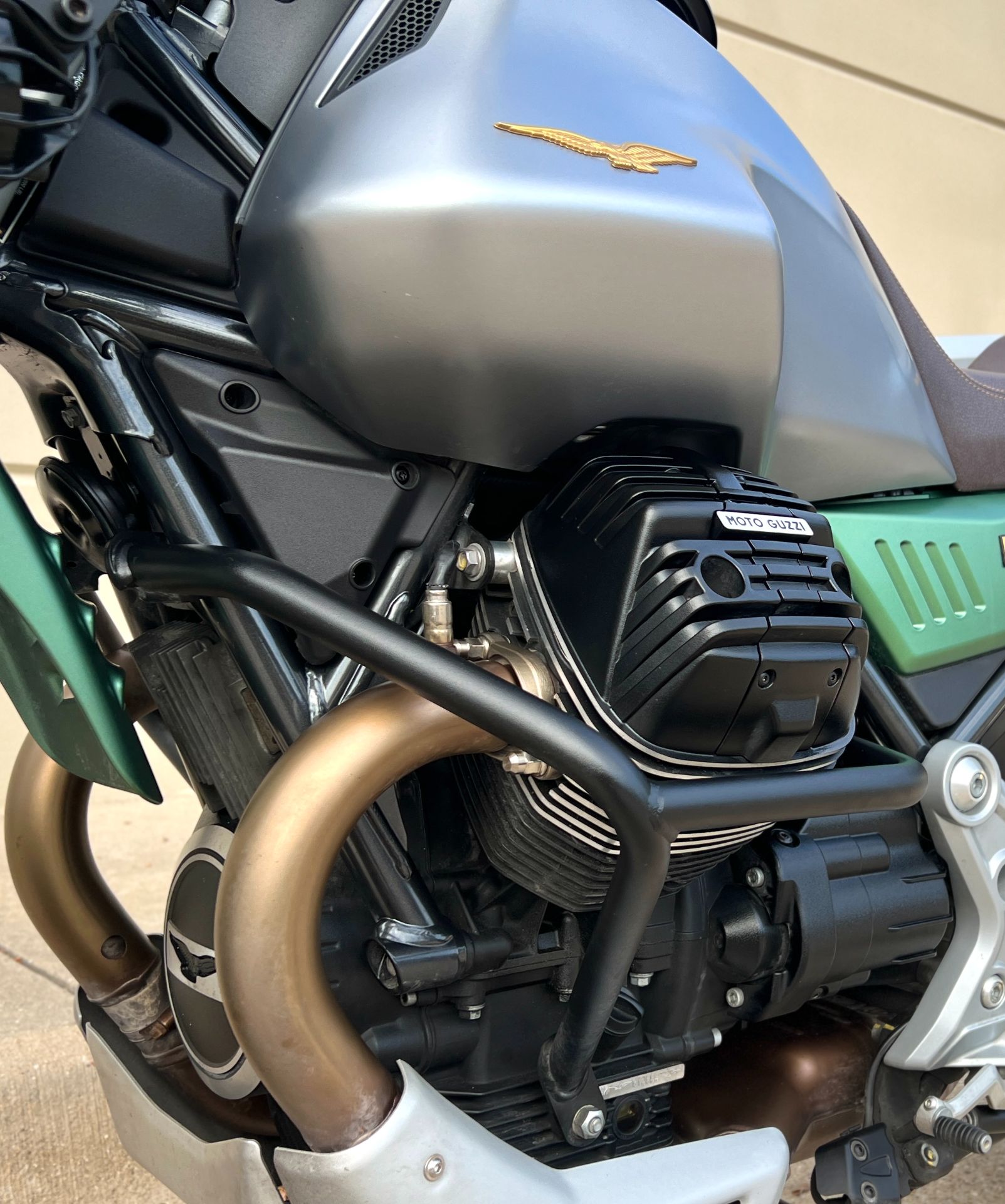 2021 Moto Guzzi V85 TT Centenario E5 in Plano, Texas - Photo 7