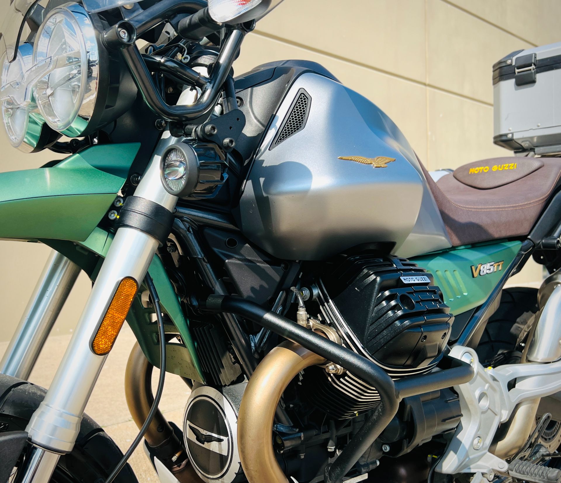 2021 Moto Guzzi V85 TT Centenario E5 in Plano, Texas - Photo 7