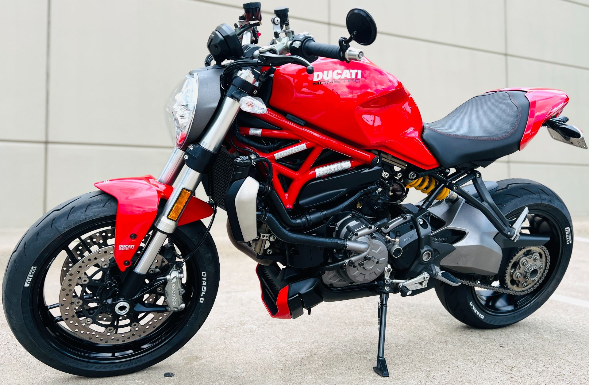 2019 Ducati Monster 1200 in Plano, Texas - Photo 6