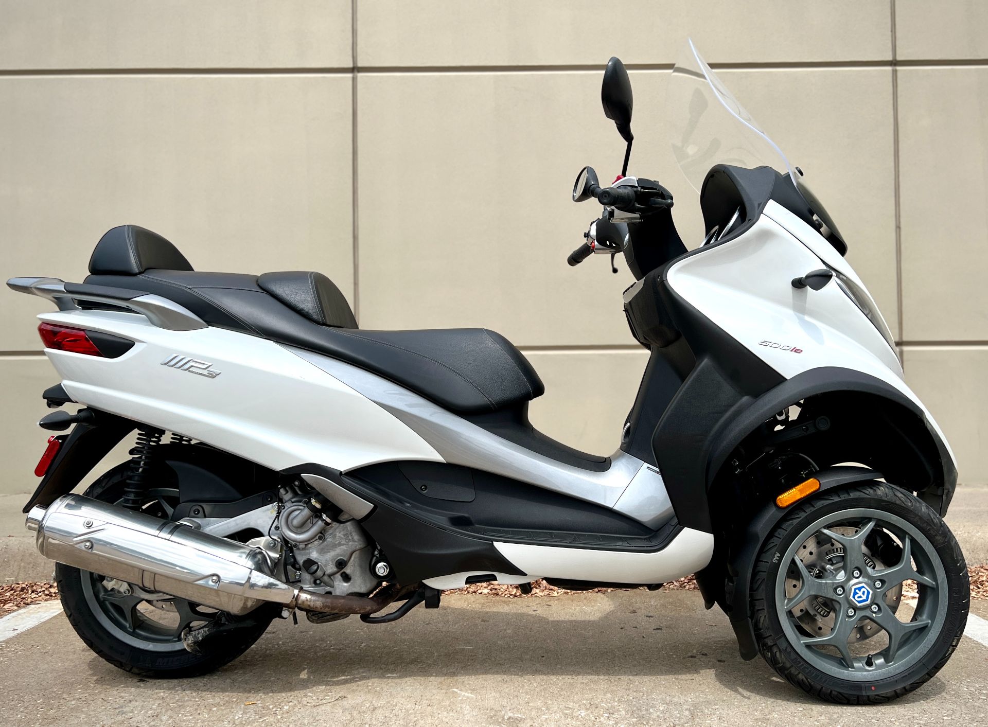 2016 Piaggio MP3 500 Business ABS in Plano, Texas - Photo 1