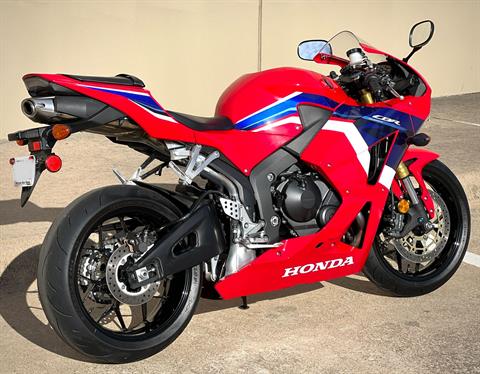 2021 Honda CBR600RR in Plano, Texas - Photo 3