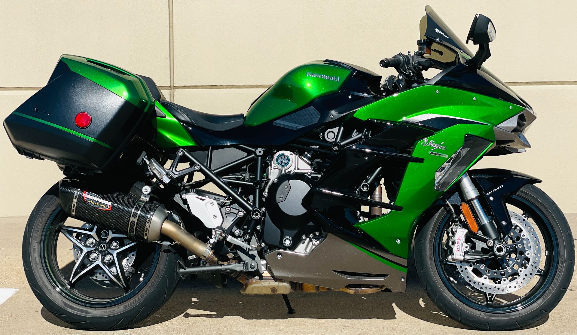 2020 Kawasaki Ninja H2 SX SE+ in Plano, Texas - Photo 1