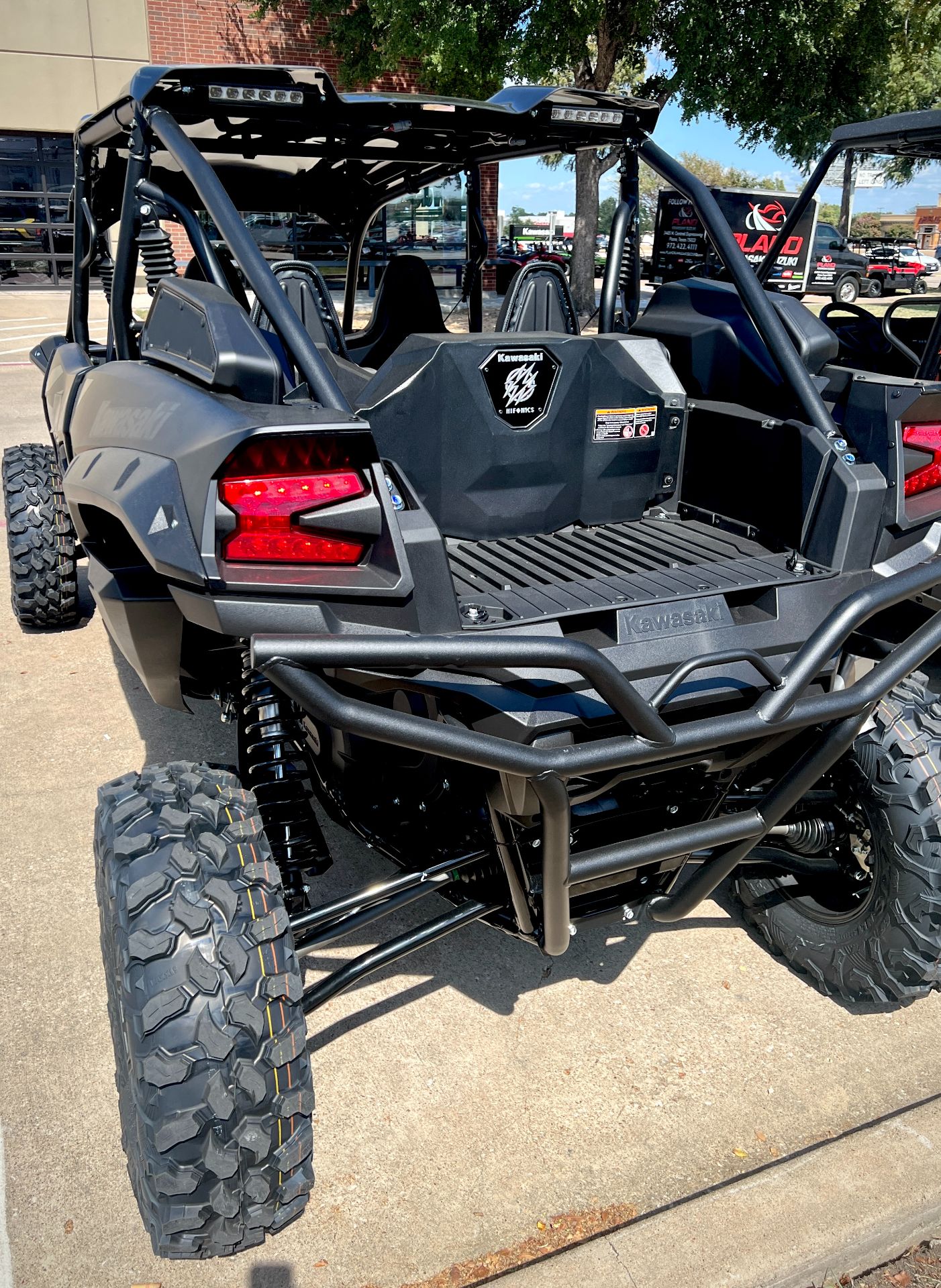 2025 Kawasaki Teryx KRX4 1000 Blackout Edition in Plano, Texas - Photo 6