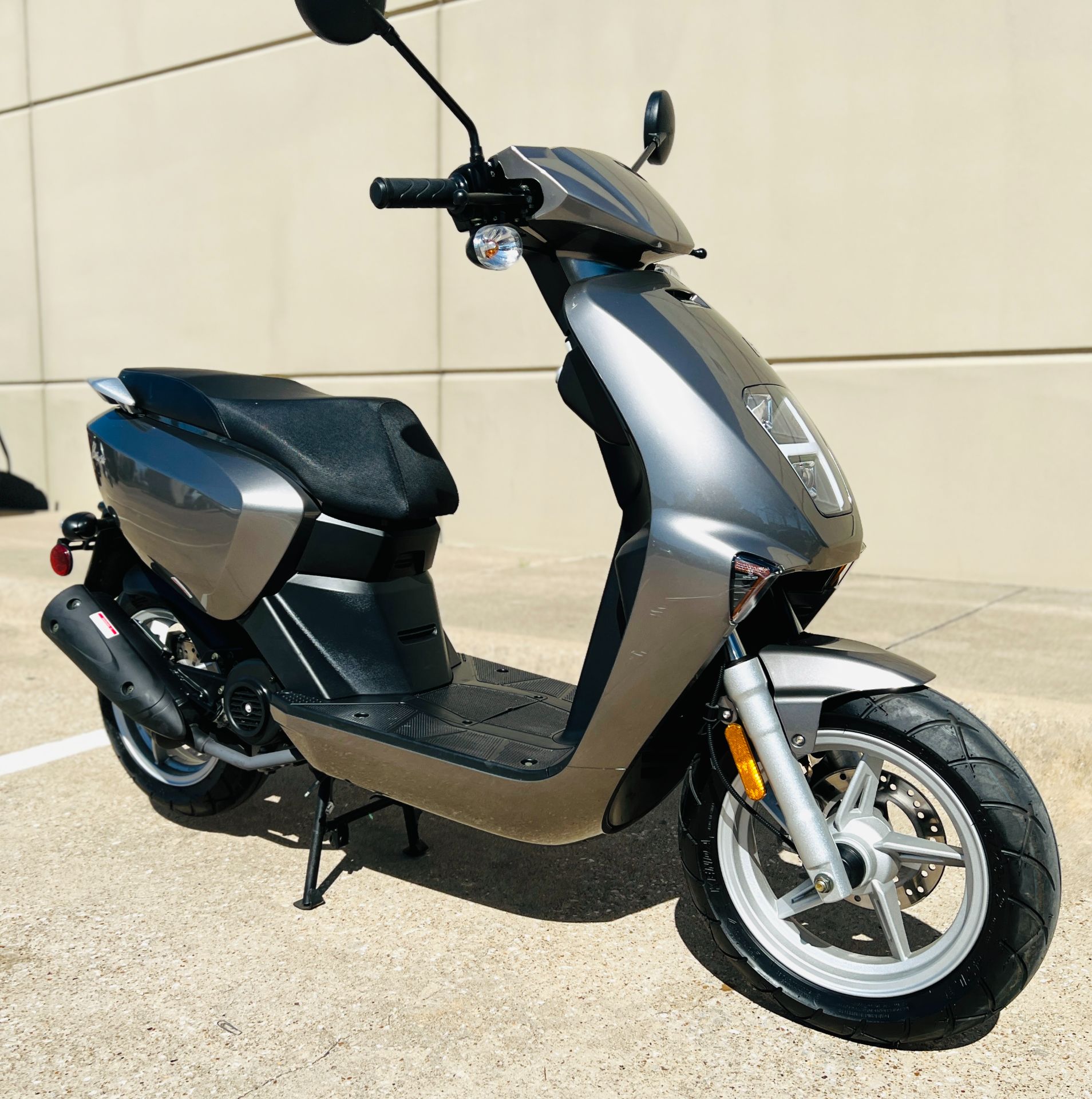 2021 Genuine Scooters Brio 50i in Plano, Texas - Photo 2