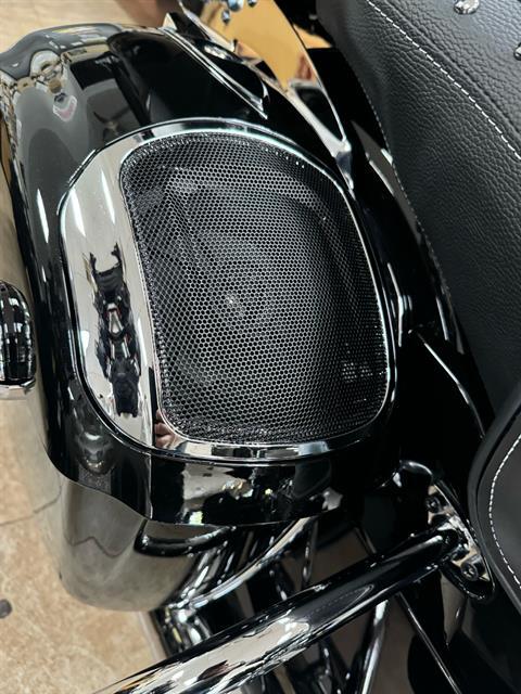 2024 Indian Motorcycle Roadmaster® with PowerBand Audio Package in Mineola, New York - Photo 16