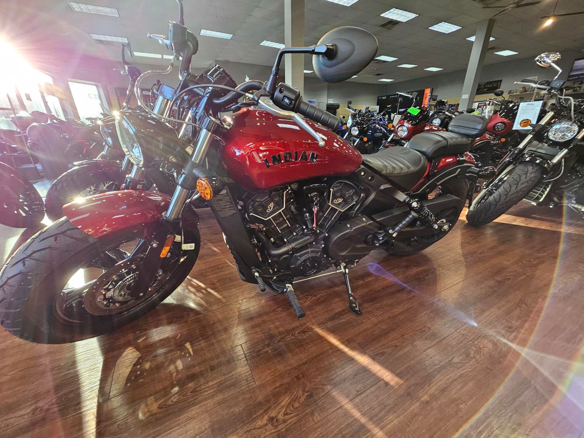 2023 Indian Motorcycle Scout® Bobber Sixty ABS in Mineola, New York - Photo 2