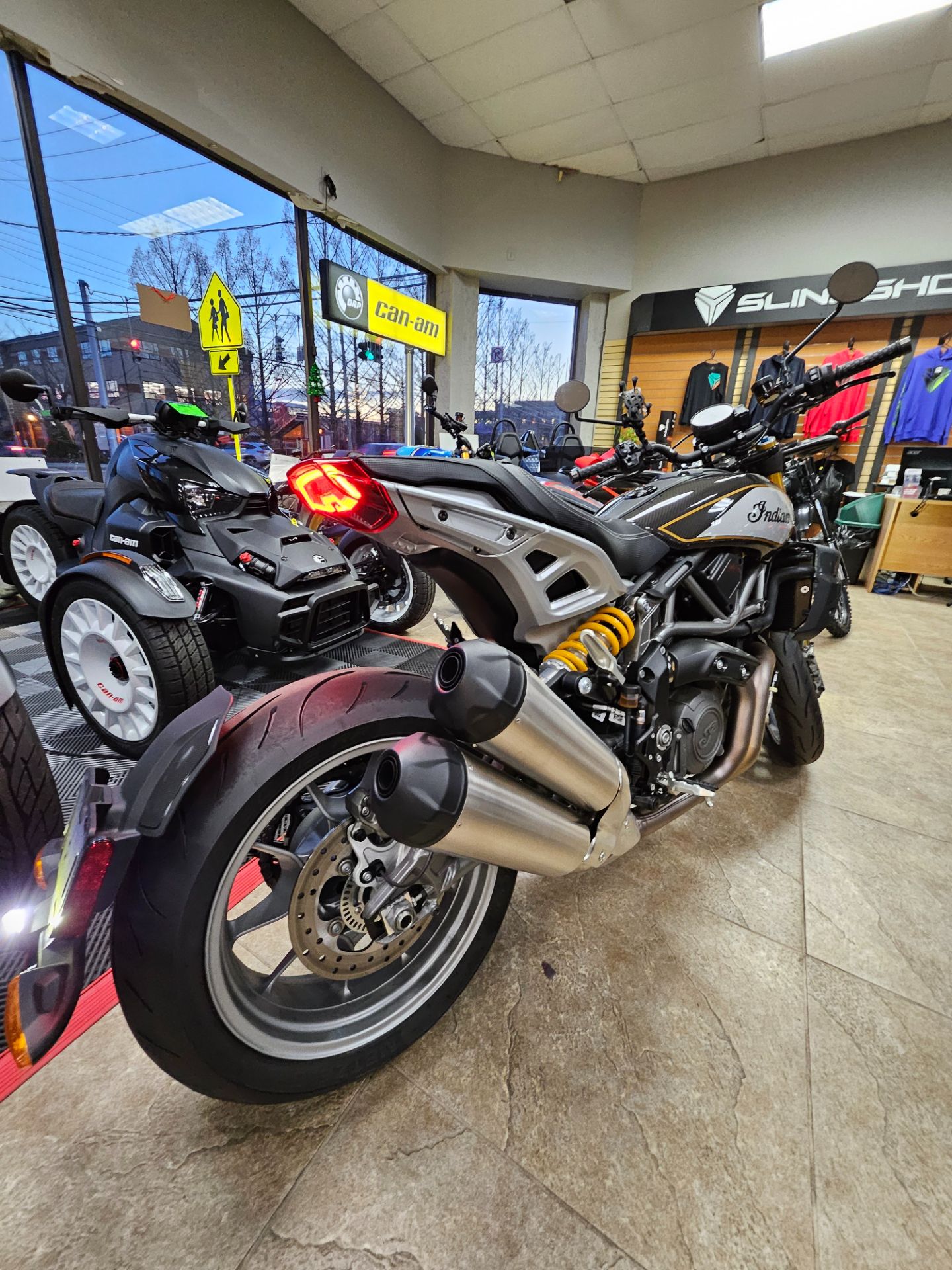 2023 Indian Motorcycle FTR R Carbon in Mineola, New York - Photo 4