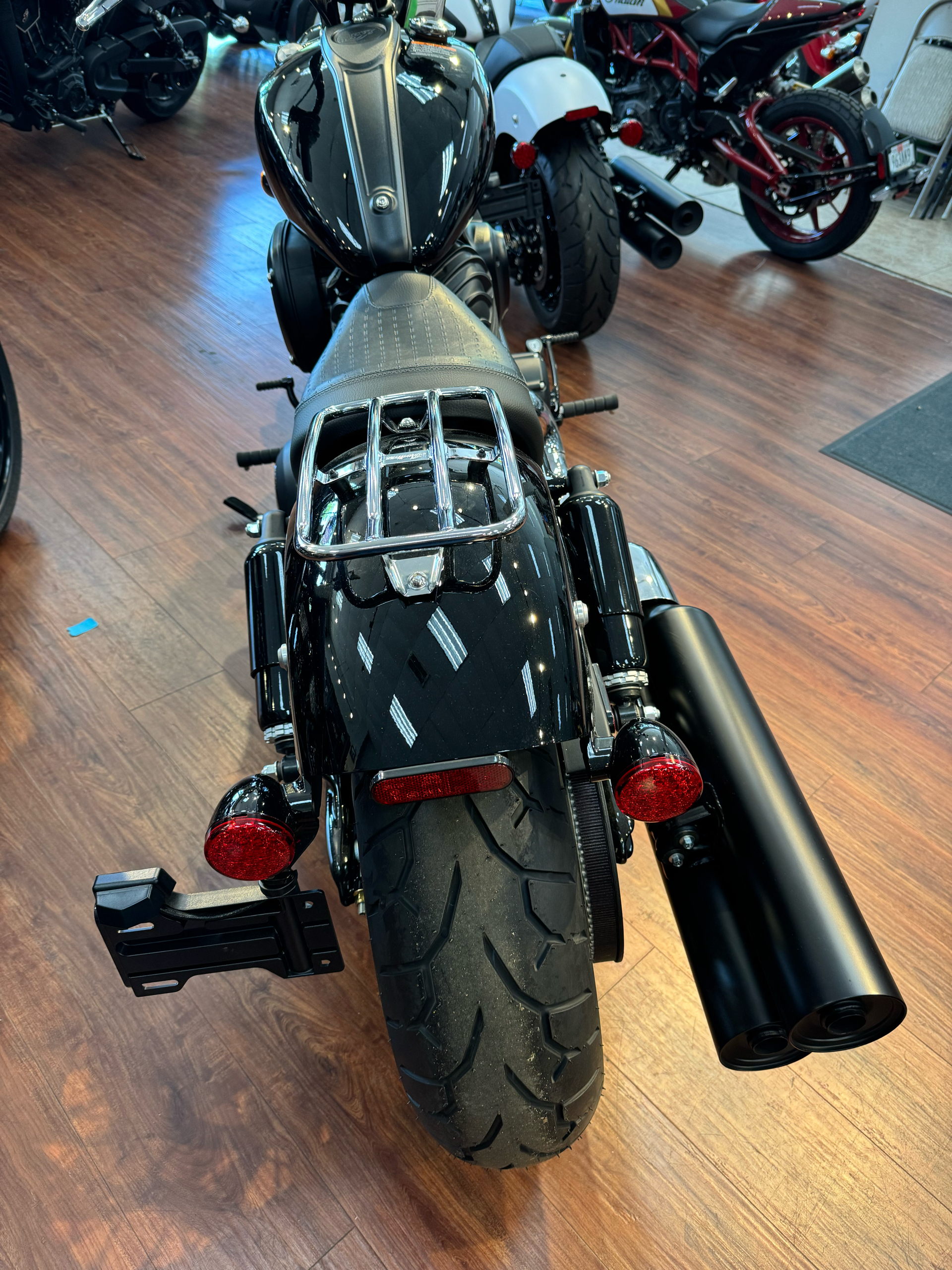 2023 Indian Motorcycle Chief Bobber ABS in Mineola, New York - Photo 3