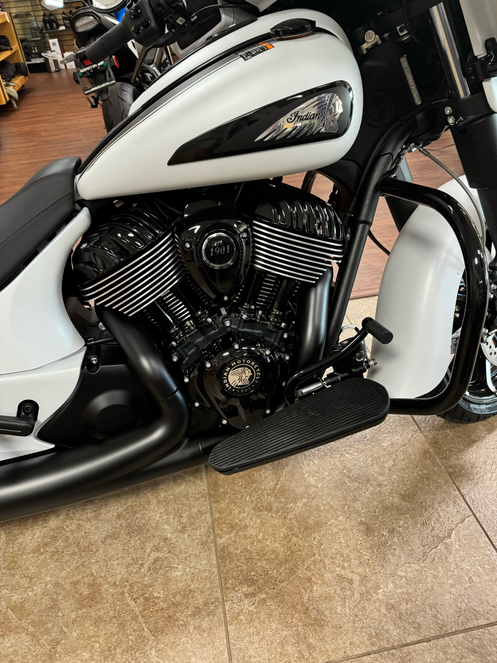 2024 Indian Motorcycle Chieftain® Dark Horse® in Mineola, New York - Photo 6