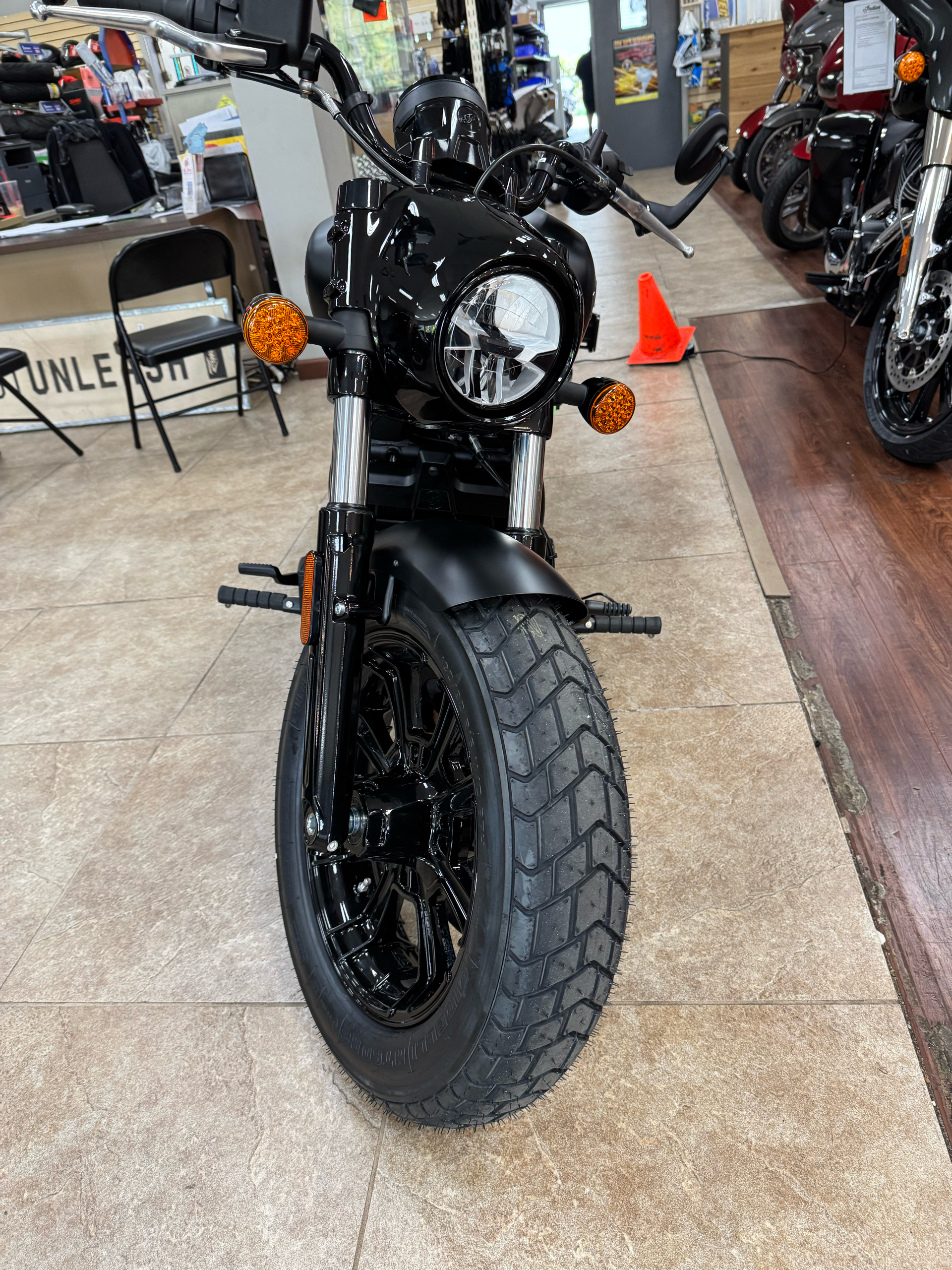 2025 Indian Motorcycle Scout® Bobber Limited in Mineola, New York - Photo 3