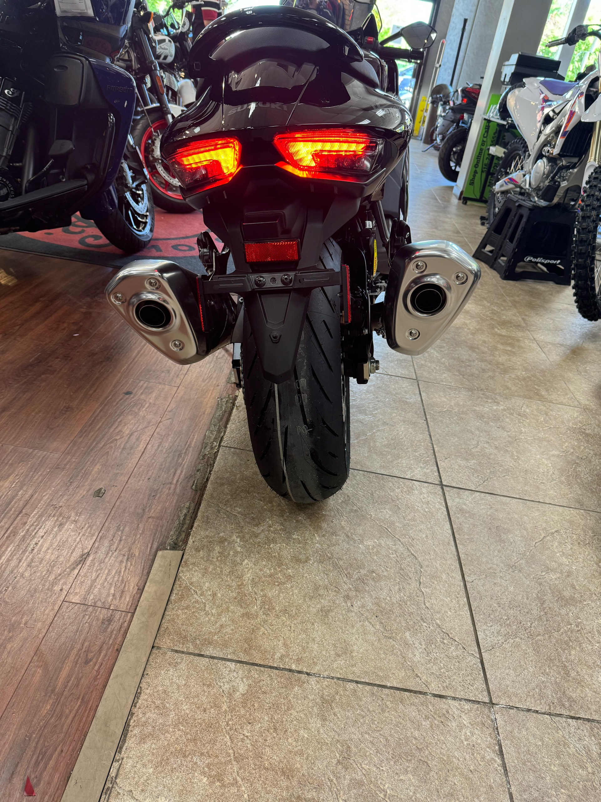 2024 Suzuki Hayabusa in Mineola, New York - Photo 4