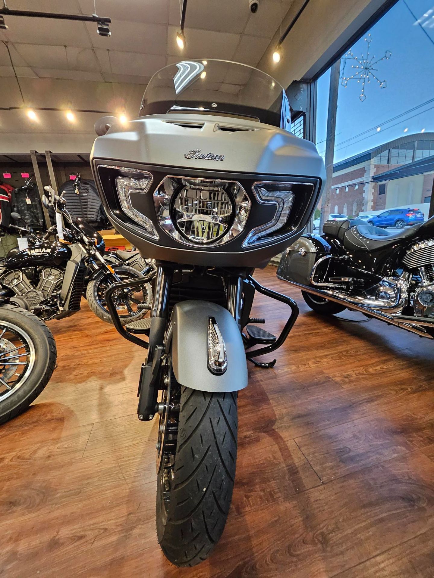 2023 Indian Motorcycle Challenger® in Mineola, New York - Photo 2