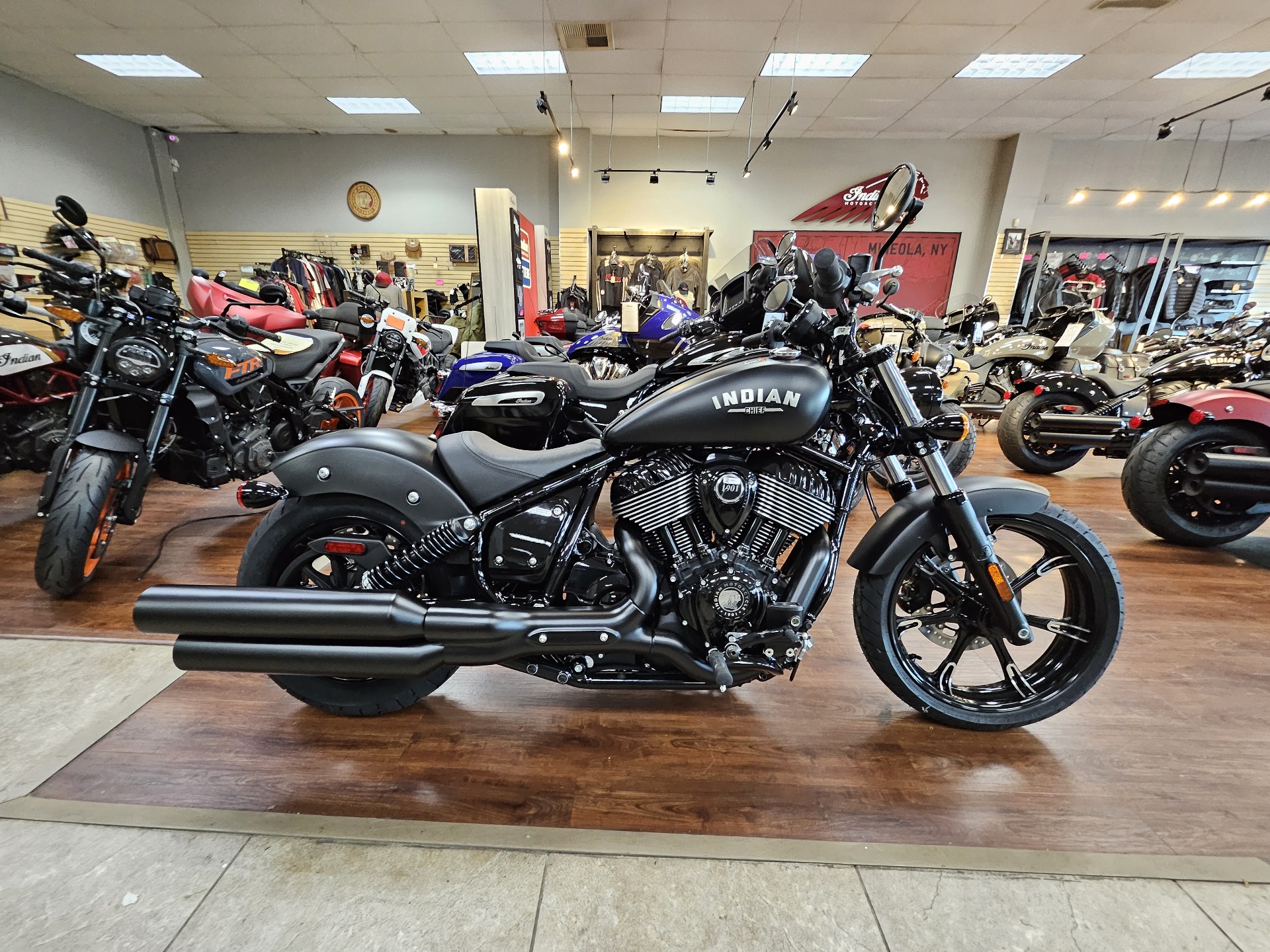 2024 Indian Motorcycle Chief Dark Horse® in Mineola, New York - Photo 3