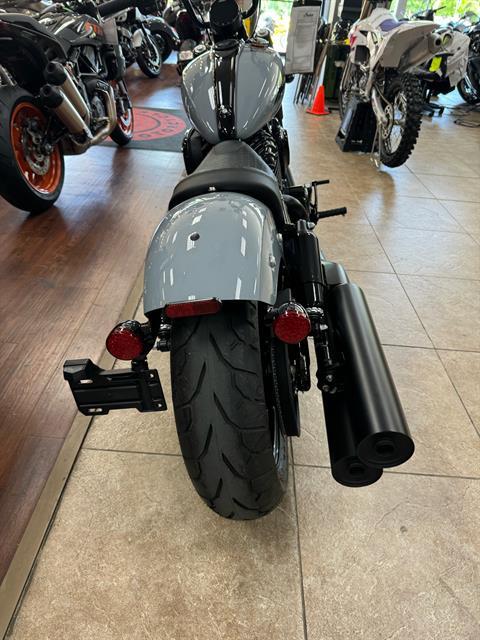 2024 Indian Motorcycle Chief Bobber Dark Horse® in Mineola, New York - Photo 4