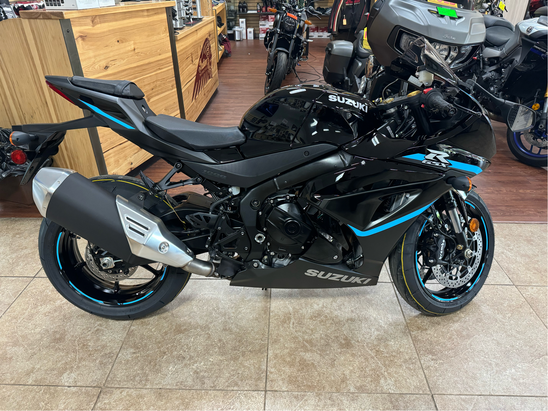 2024 Suzuki GSX-R1000 in Mineola, New York - Photo 1