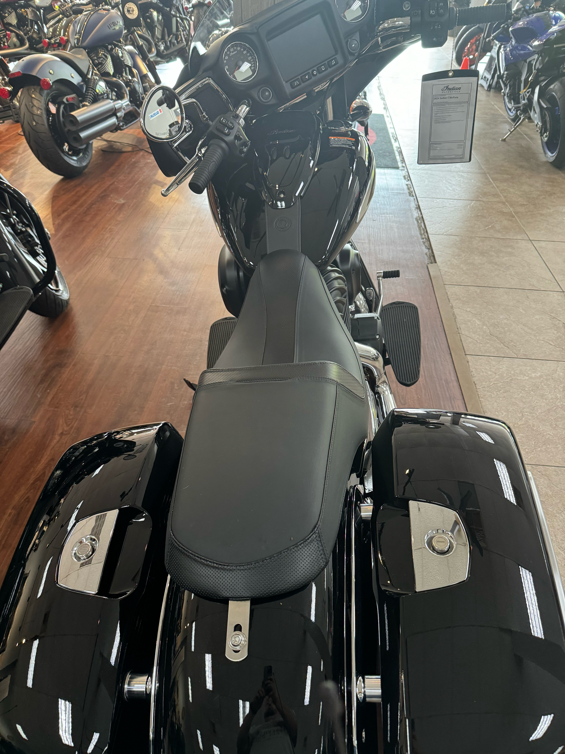 2024 Indian Motorcycle Chieftain® in Mineola, New York - Photo 6