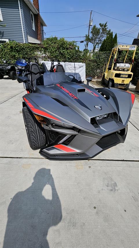 2024 Slingshot Slingshot R in Mineola, New York - Photo 3