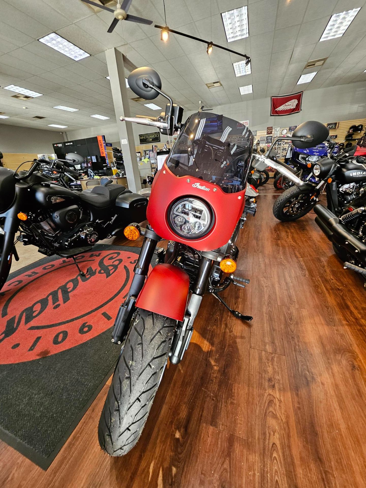 2023 Indian Motorcycle Sport Chief Dark Horse® in Mineola, New York - Photo 4