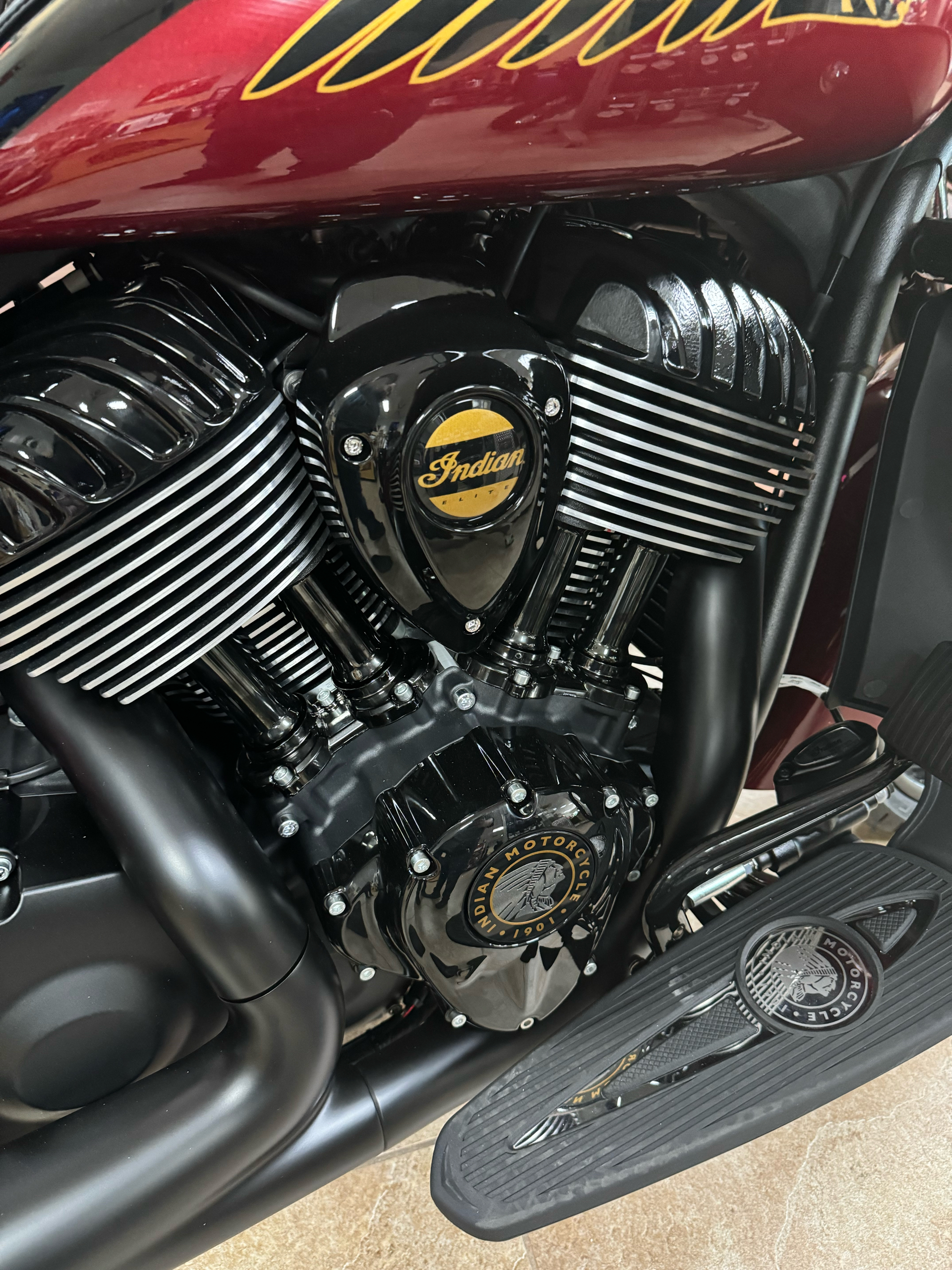 2024 Indian Motorcycle Roadmaster® Elite in Mineola, New York - Photo 12