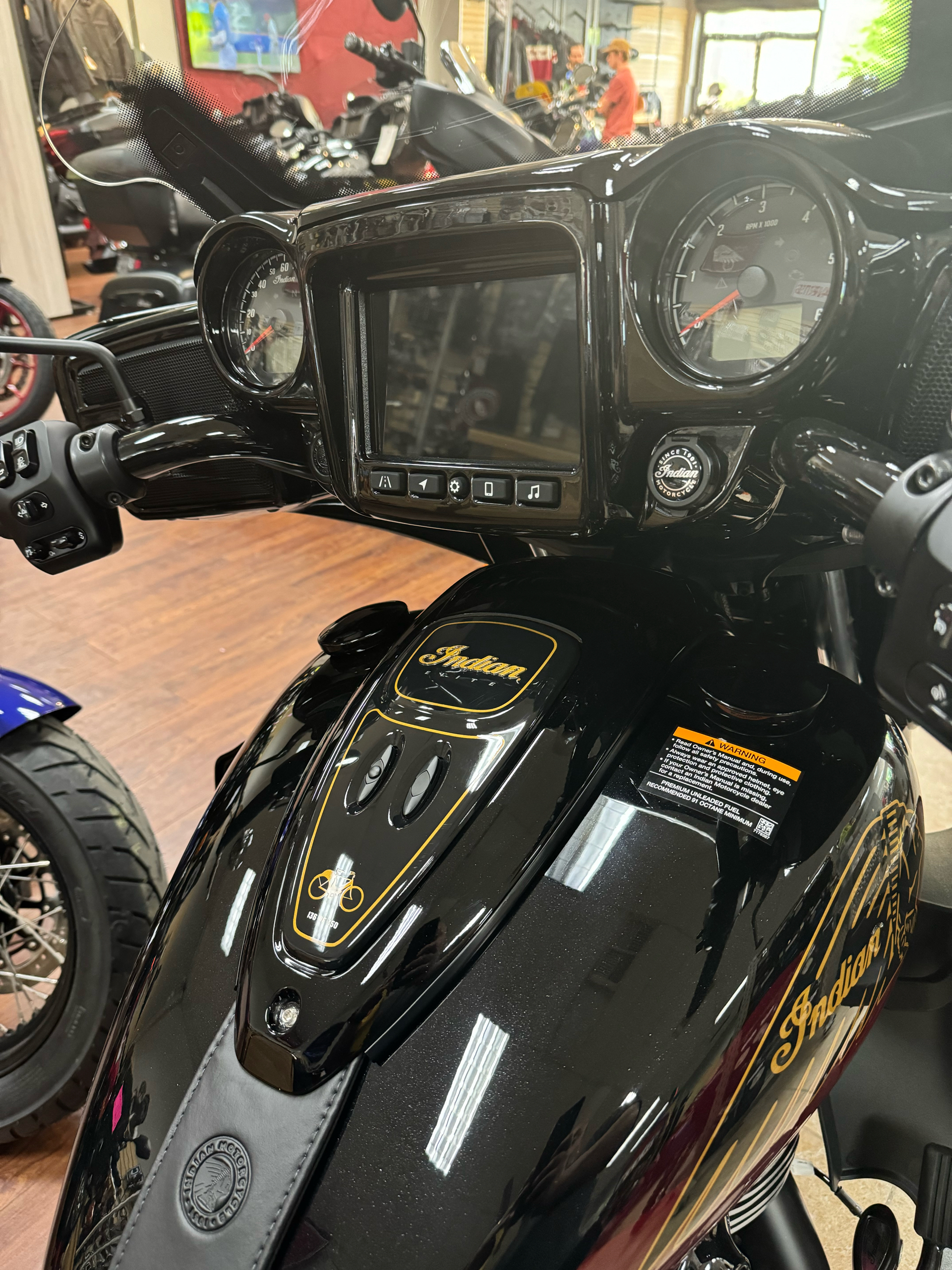 2024 Indian Motorcycle Roadmaster® Elite in Mineola, New York - Photo 13