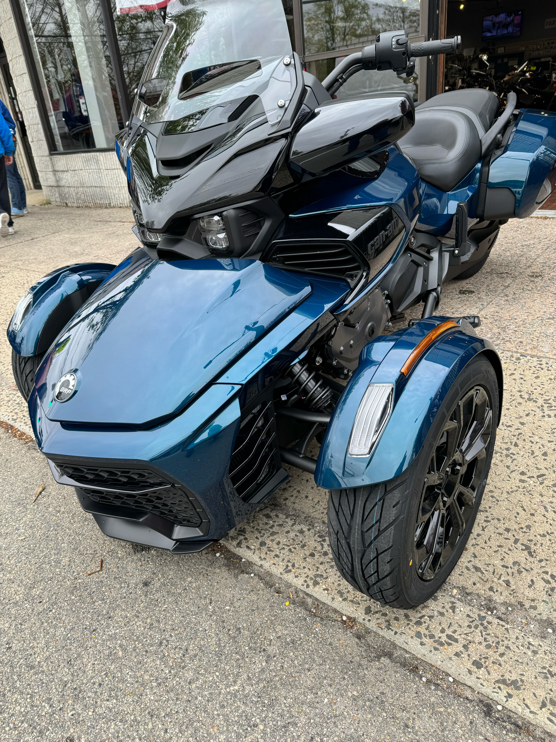 2024 Can-Am SPYDER F3-T in Mineola, New York - Photo 10