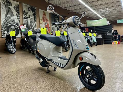 2024 Vespa Primavera 150 S in Downers Grove, Illinois - Photo 3