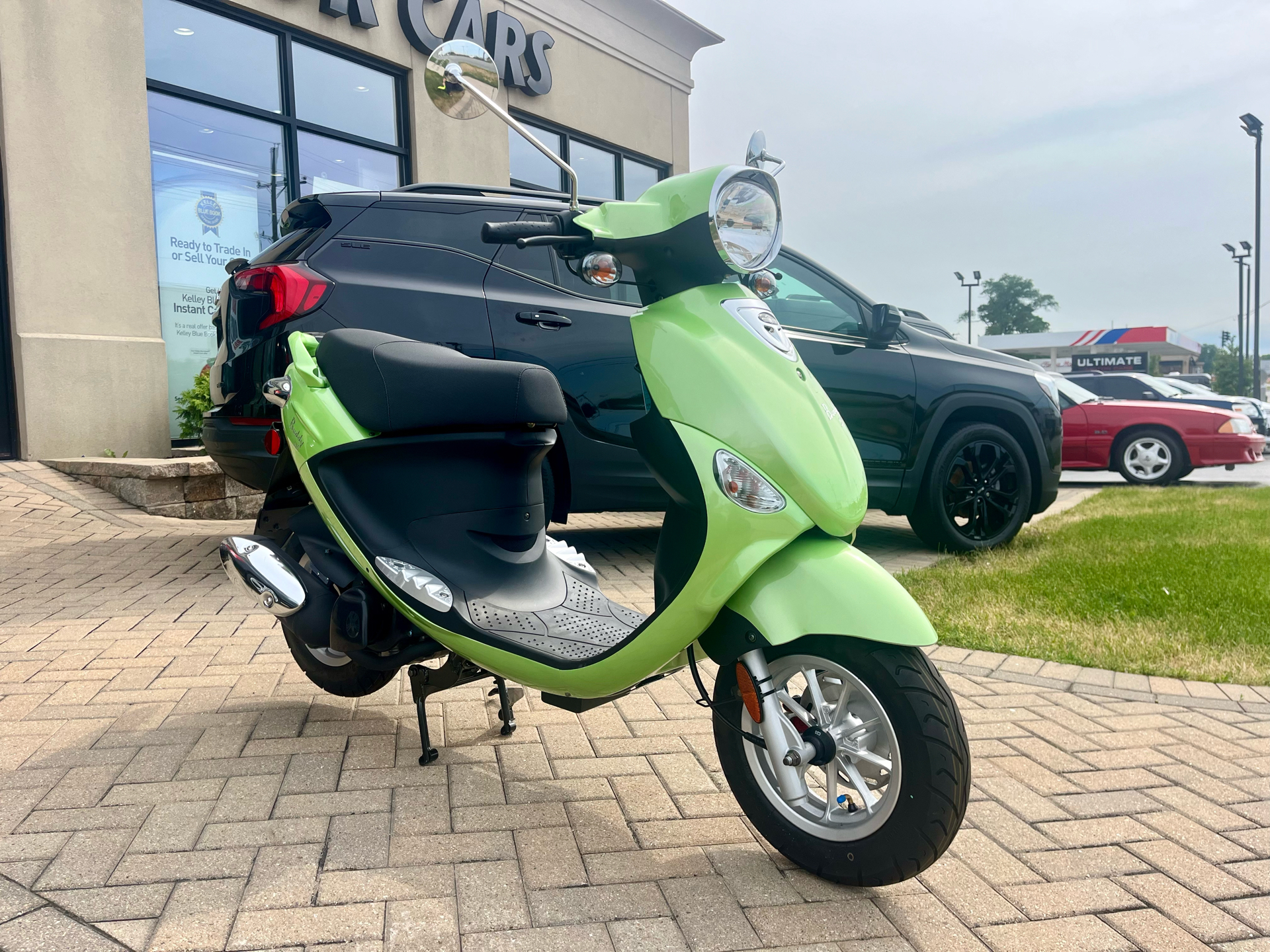 2023 Genuine Scooters Buddy 125 in Downers Grove, Illinois - Photo 3