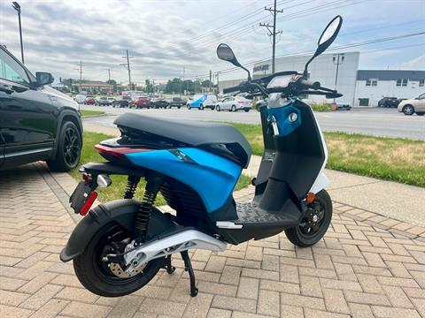 2022 Piaggio Piaggio 1 Active in Downers Grove, Illinois - Photo 5