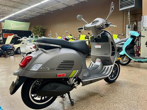 2024 Vespa GTS Super 300 Tech in Downers Grove, Illinois - Photo 5