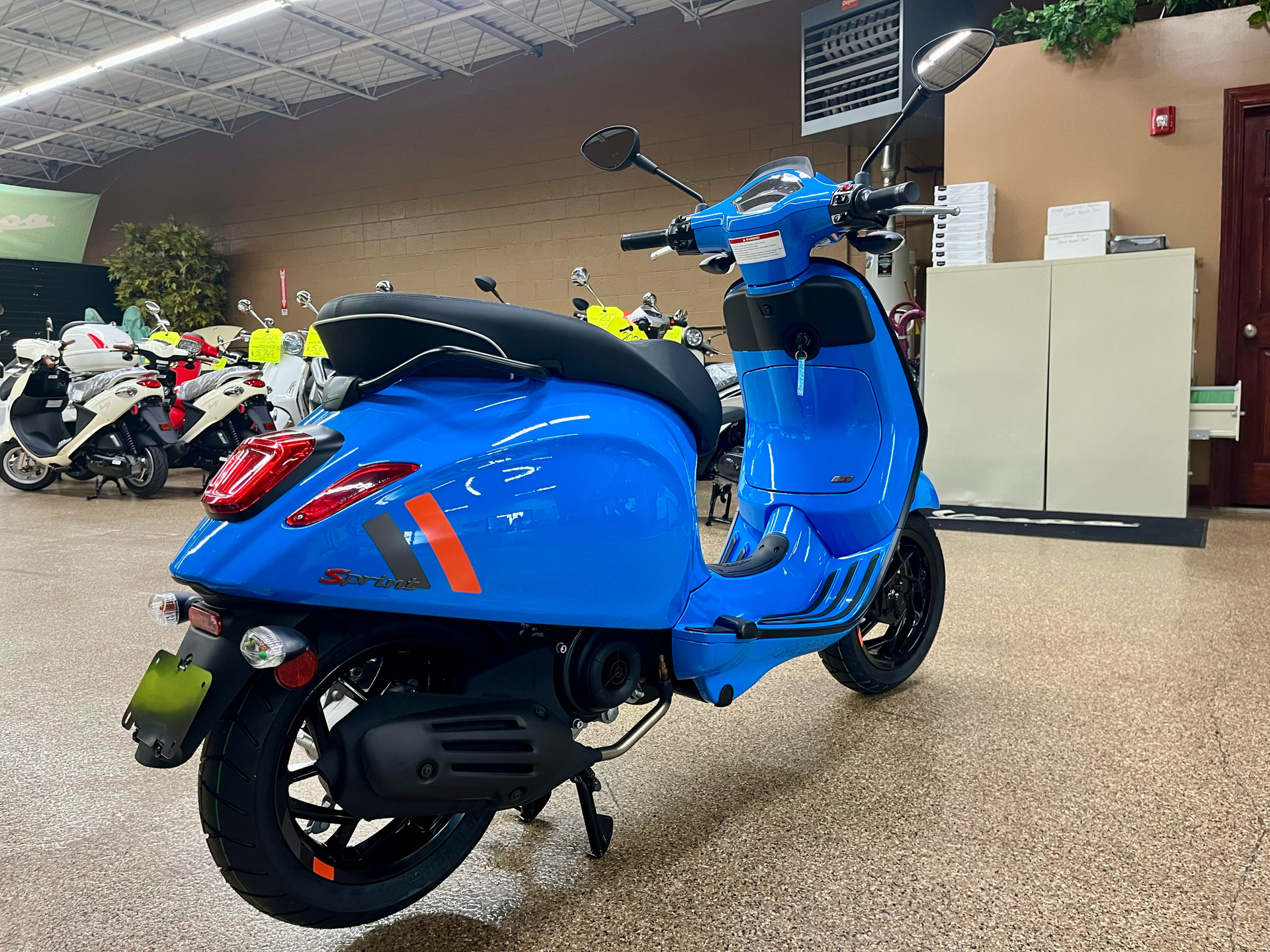 2024 Vespa Sprint 50 S in Downers Grove, Illinois - Photo 5