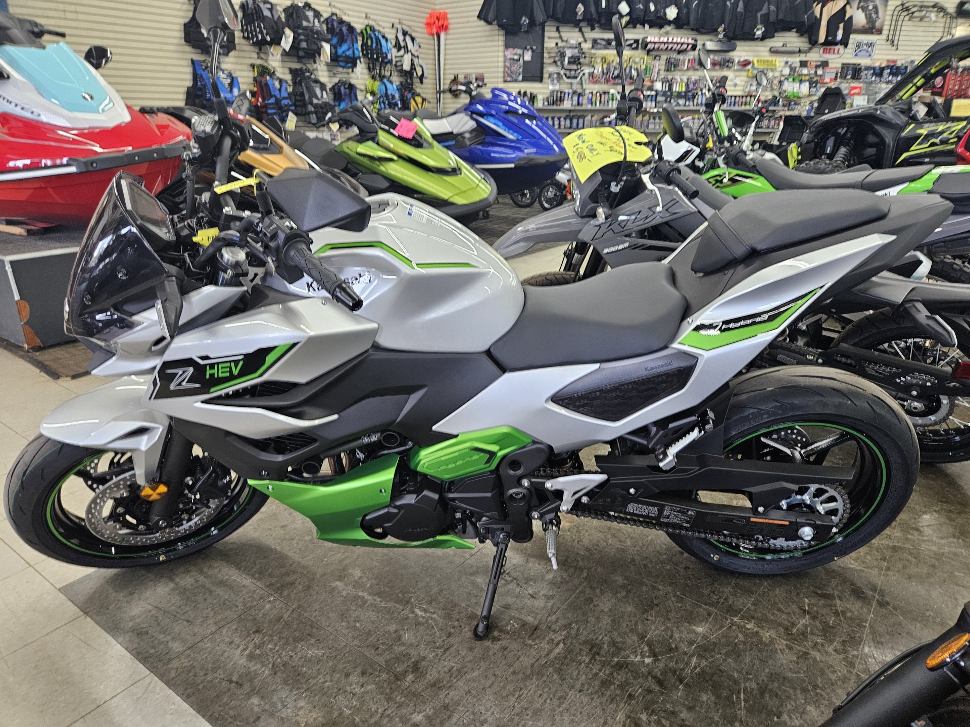 2024 Kawasaki Ninja 7 Hybrid ABS in New Hudson, Michigan - Photo 6