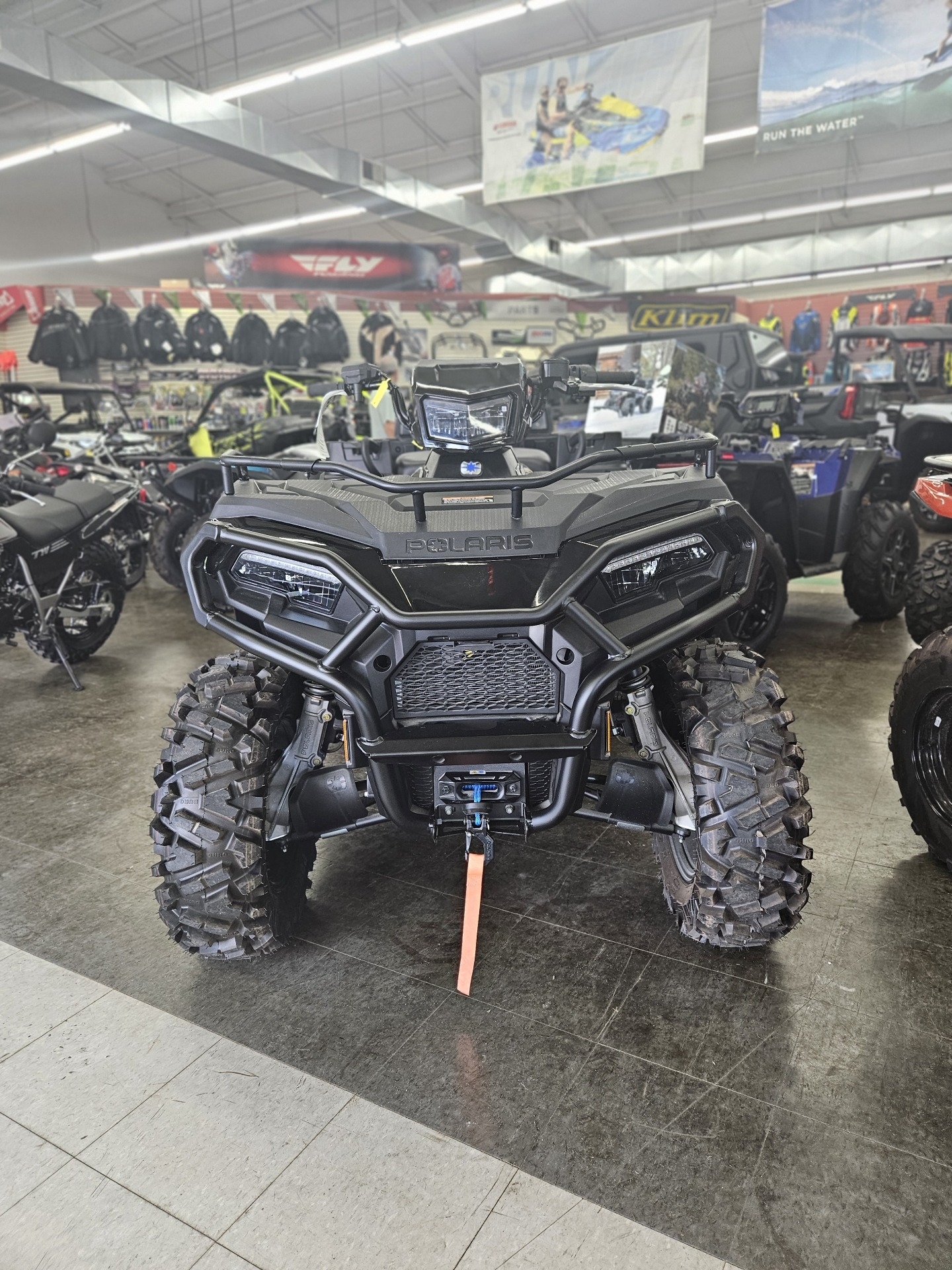 2025 Polaris Sportsman X2 570 in New Hudson, Michigan - Photo 2