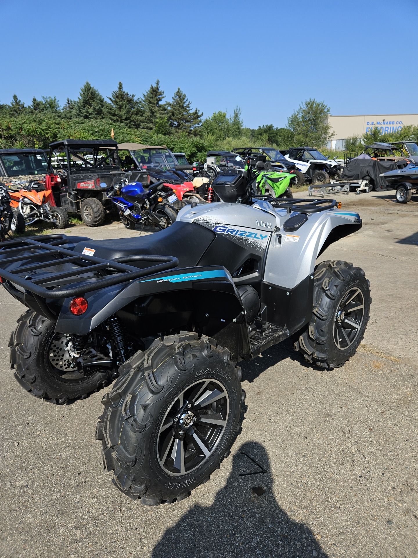 2024 Yamaha Grizzly EPS SE in New Hudson, Michigan - Photo 5