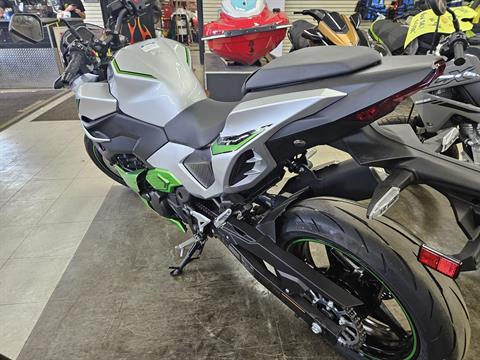 2024 Kawasaki Z7 Hybrid ABS in New Hudson, Michigan - Photo 5