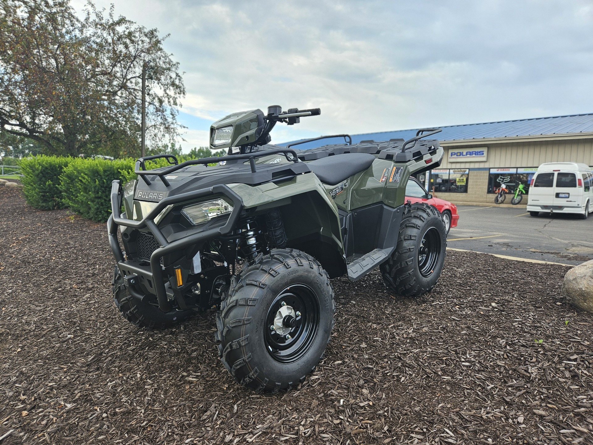 2024 Polaris Sportsman 570 in New Hudson, Michigan - Photo 1