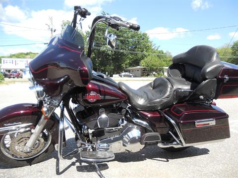 2005 Harley-Davidson FLHTCUI Ultra Classic® Electra Glide® in Derry, New Hampshire - Photo 2