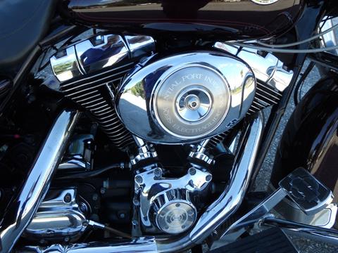 2005 Harley-Davidson FLHTCUI Ultra Classic® Electra Glide® in Derry, New Hampshire - Photo 5