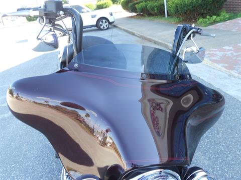 2005 Harley-Davidson FLHTCUI Ultra Classic® Electra Glide® in Derry, New Hampshire - Photo 10