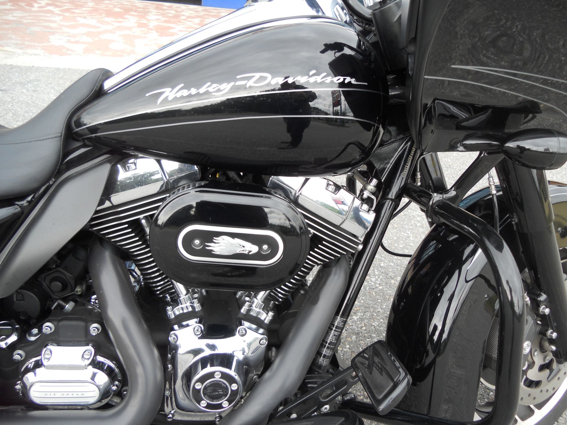 2013 Harley-Davidson Road Glide® Custom in Derry, New Hampshire - Photo 3